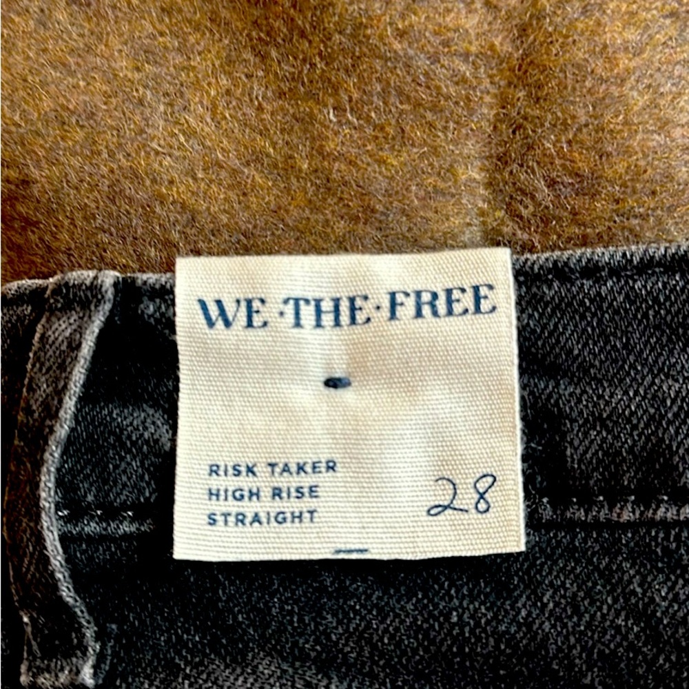 NWT!   Risk taker, high rise, straight fit